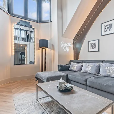 Apartment Centre - Sleeps 4 - Stylish Unique - Prime Location Leeds (West Yorkshire)