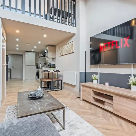 Centre - Sleeps 4 - Stylish Unique - Prime Location * Leeds (West Yorkshire)